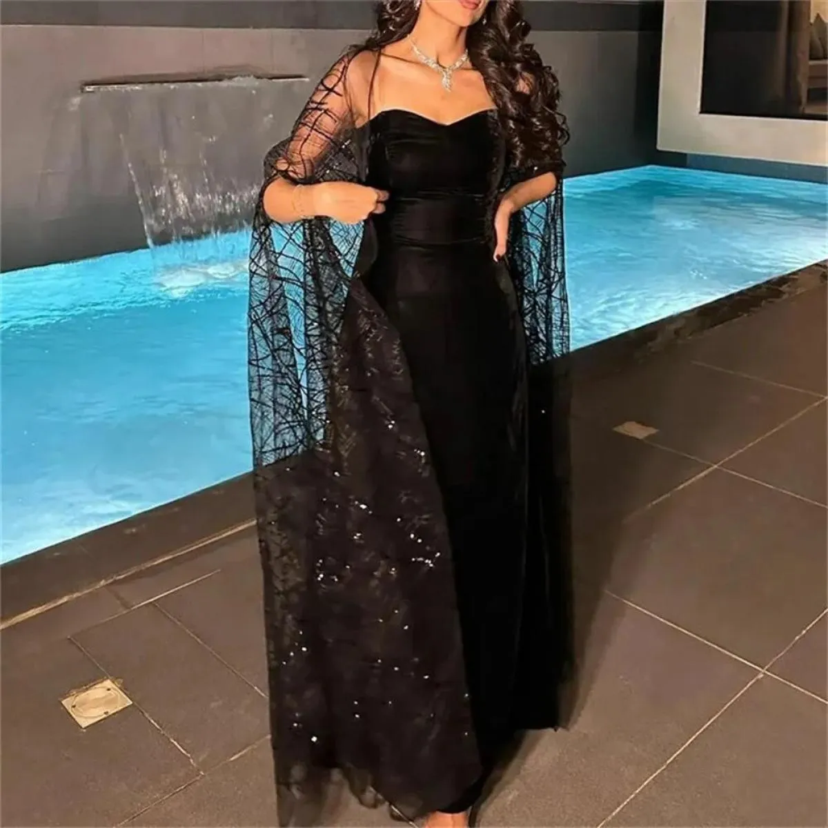 Abito in velluto nero Mantello nero Abito da ballo Abiti da sposa da sera in velluto Prom nero