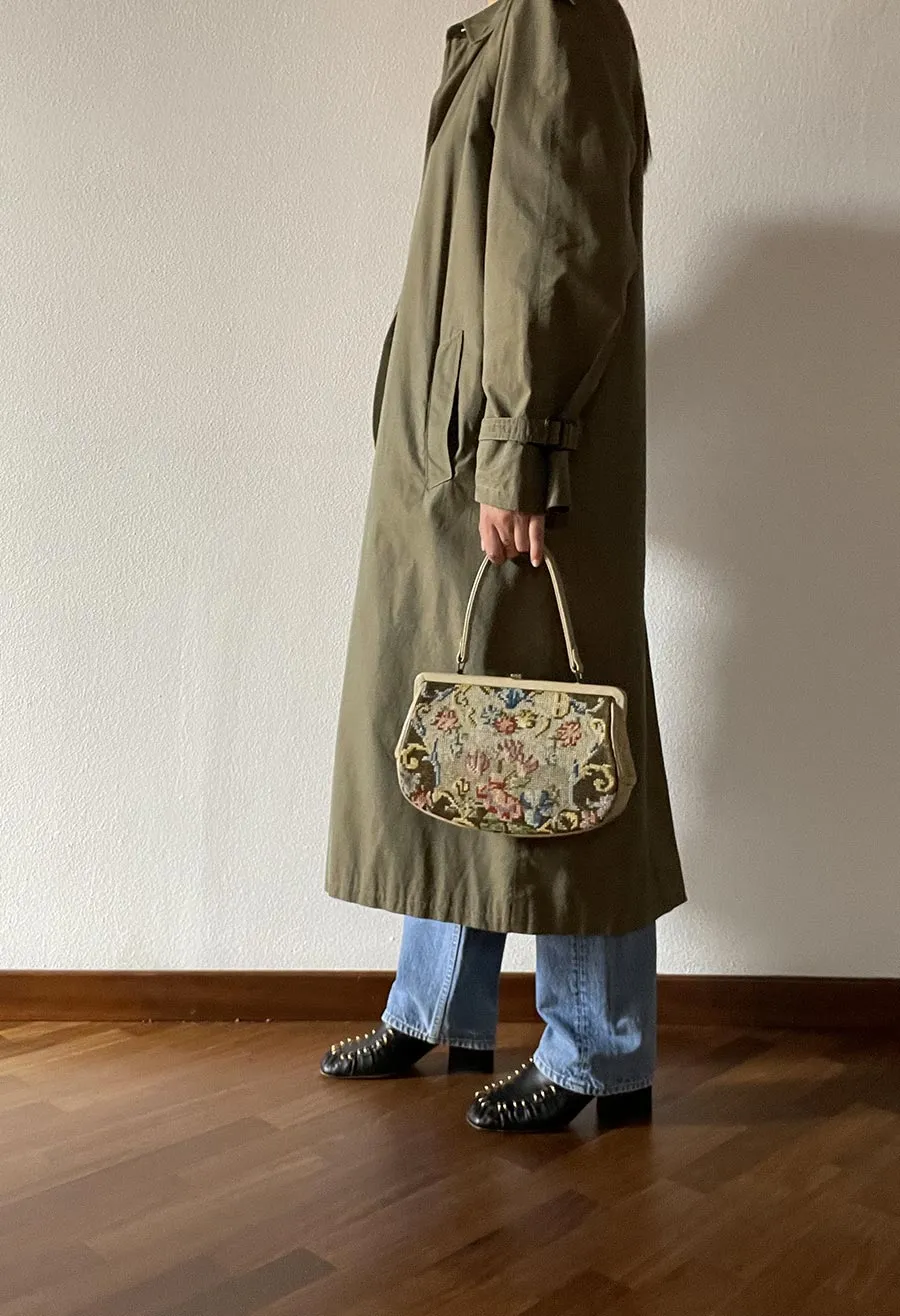 Borsa ricamata a punto croce vintage anni ’50