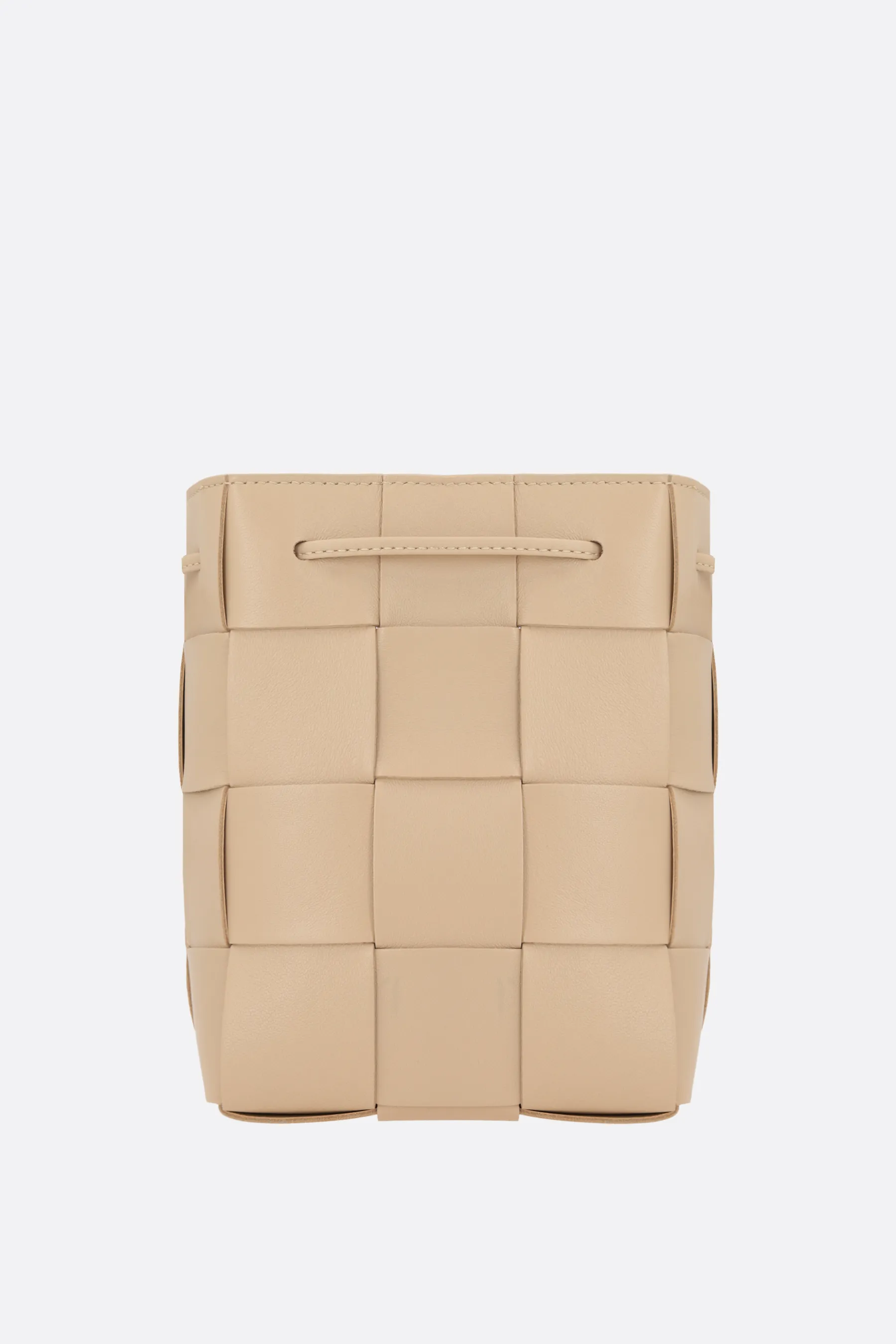  BOTTEGA VENETA borsa a secchiello Cassette small in Maxi Intrecciato nappa 