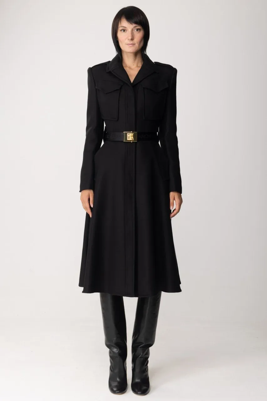 Cappotto taglio redingote con cintura Nero