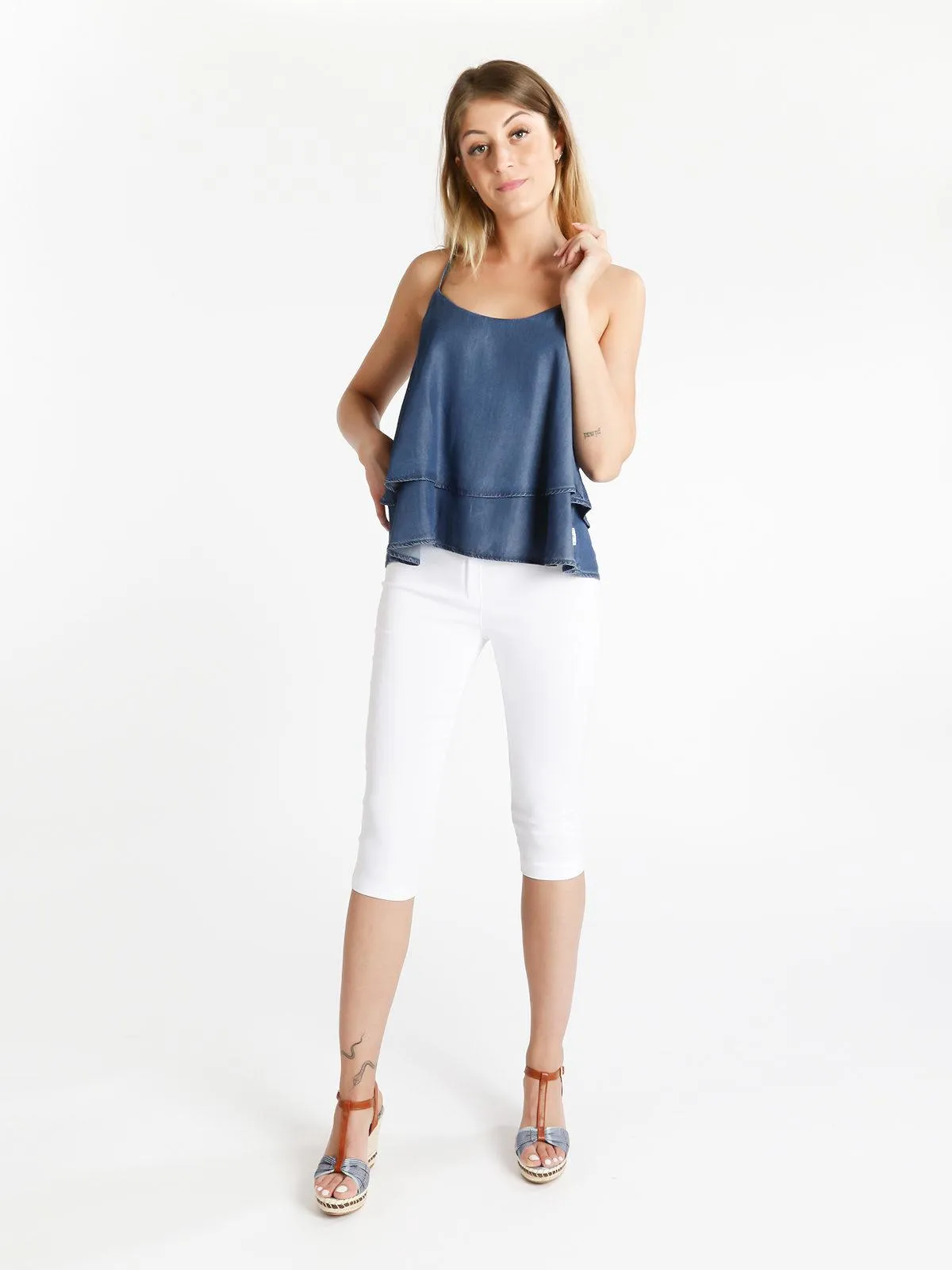 Frenetika Pantalon capri stretch