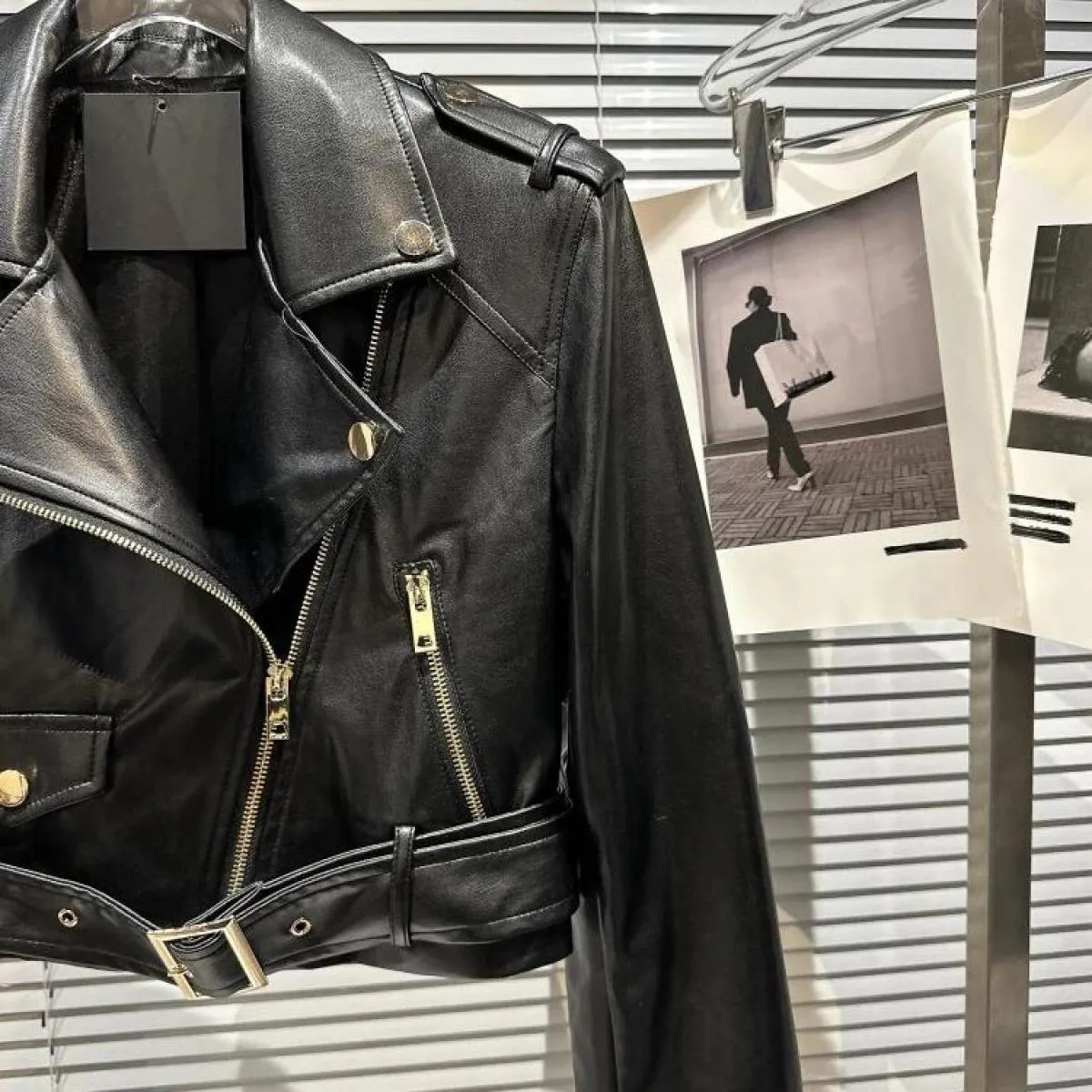 High Street 2023 Nuova giacca di design Giacca da donna con cerniera Design Giacca in pelle sintetica da motociclista in ecopell