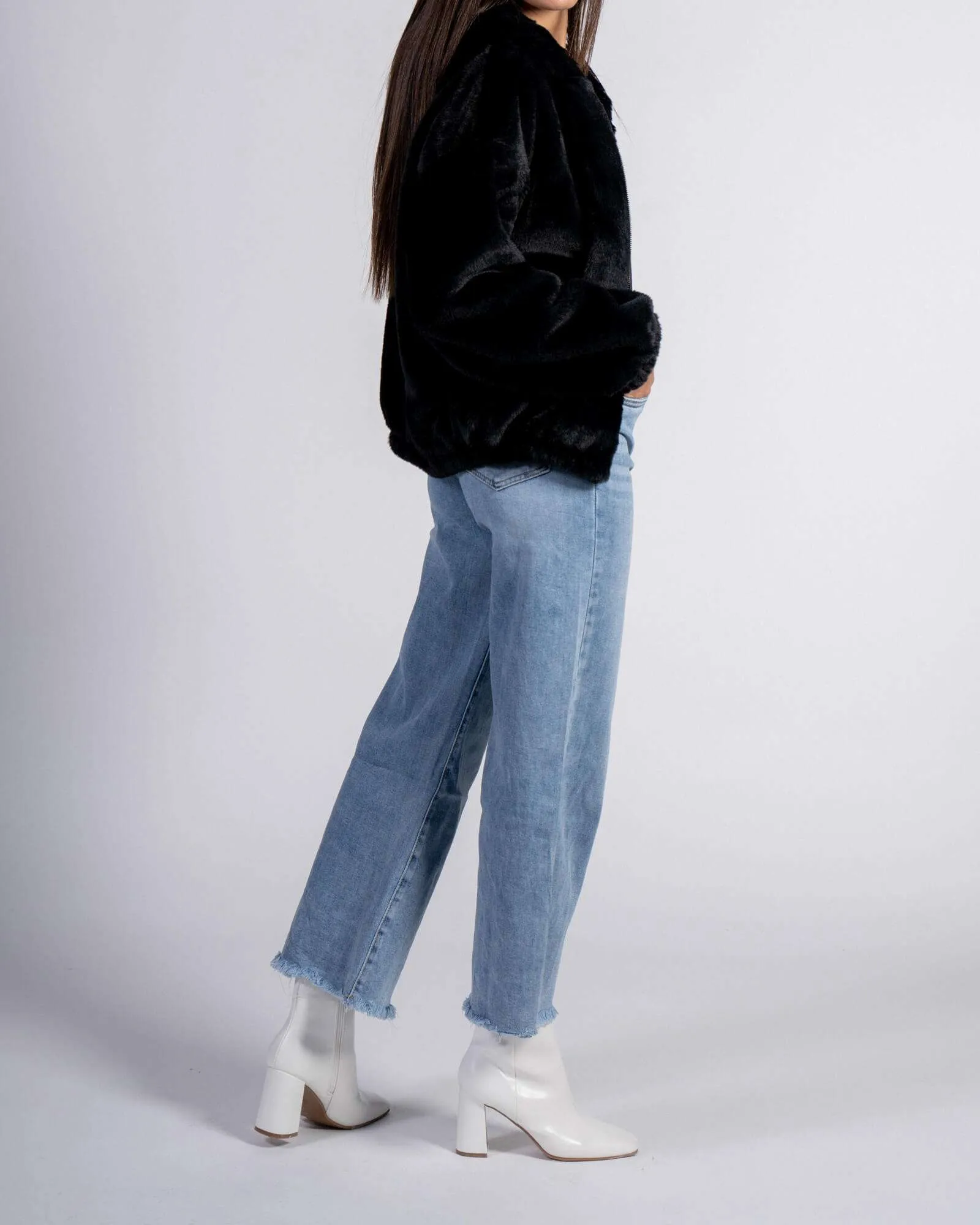 Jeans chiaro a palazzo