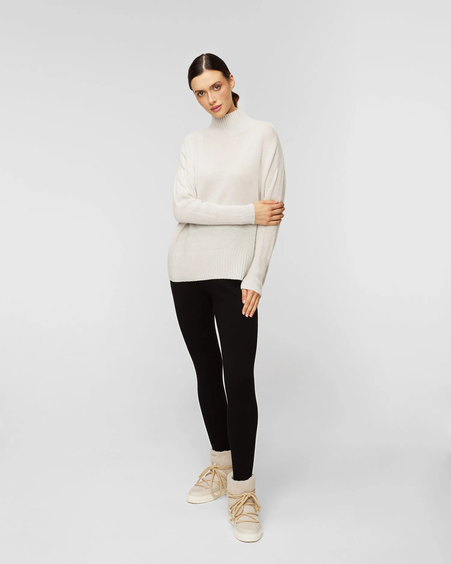 Maglione in cashmere da donna Allude Mockneck a collo alto 11156-80
