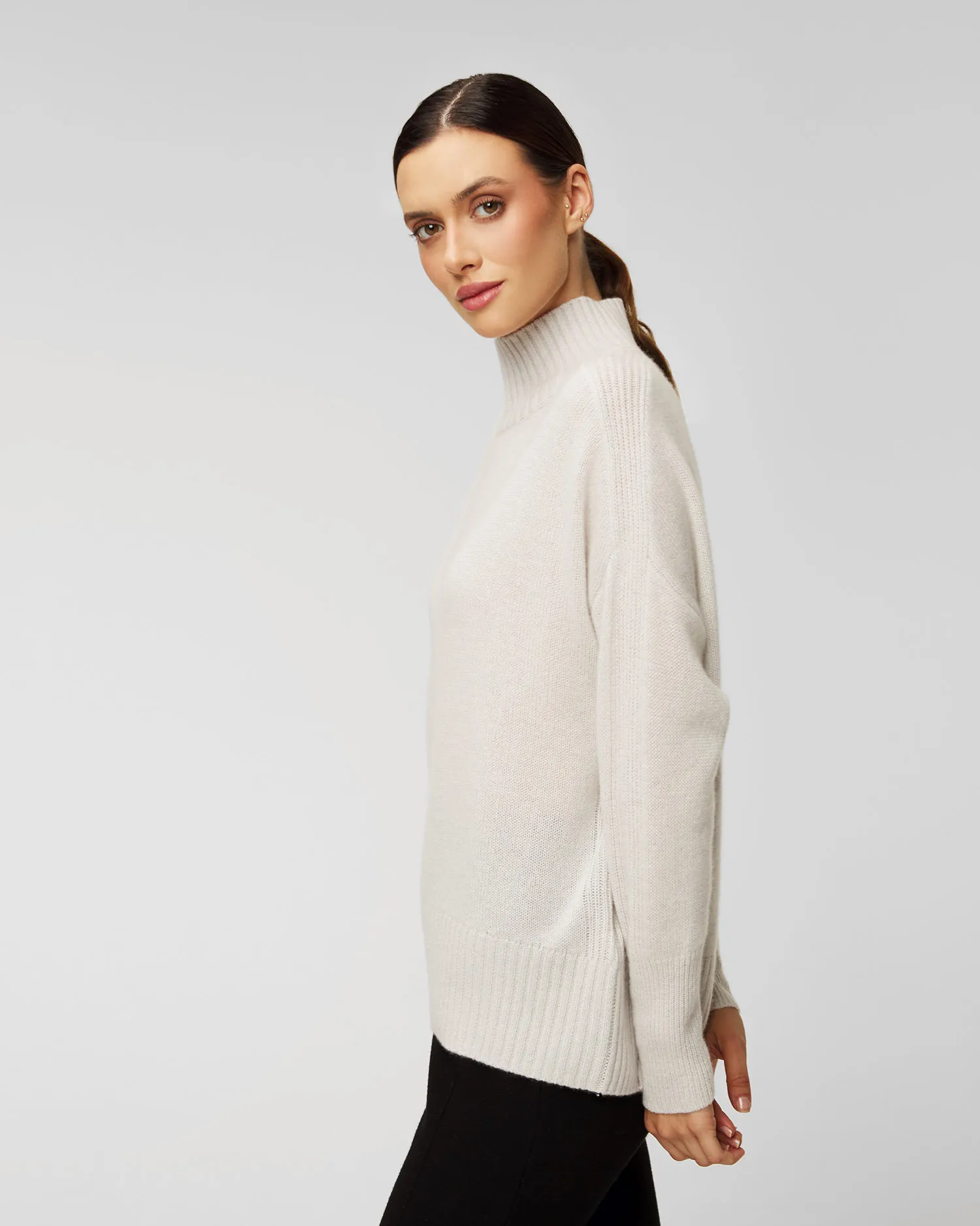 Maglione in cashmere da donna Allude Mockneck a collo alto 11156-80