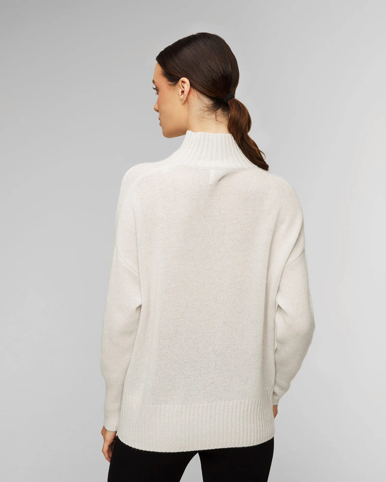 Maglione in cashmere da donna Allude Mockneck a collo alto 11156-80