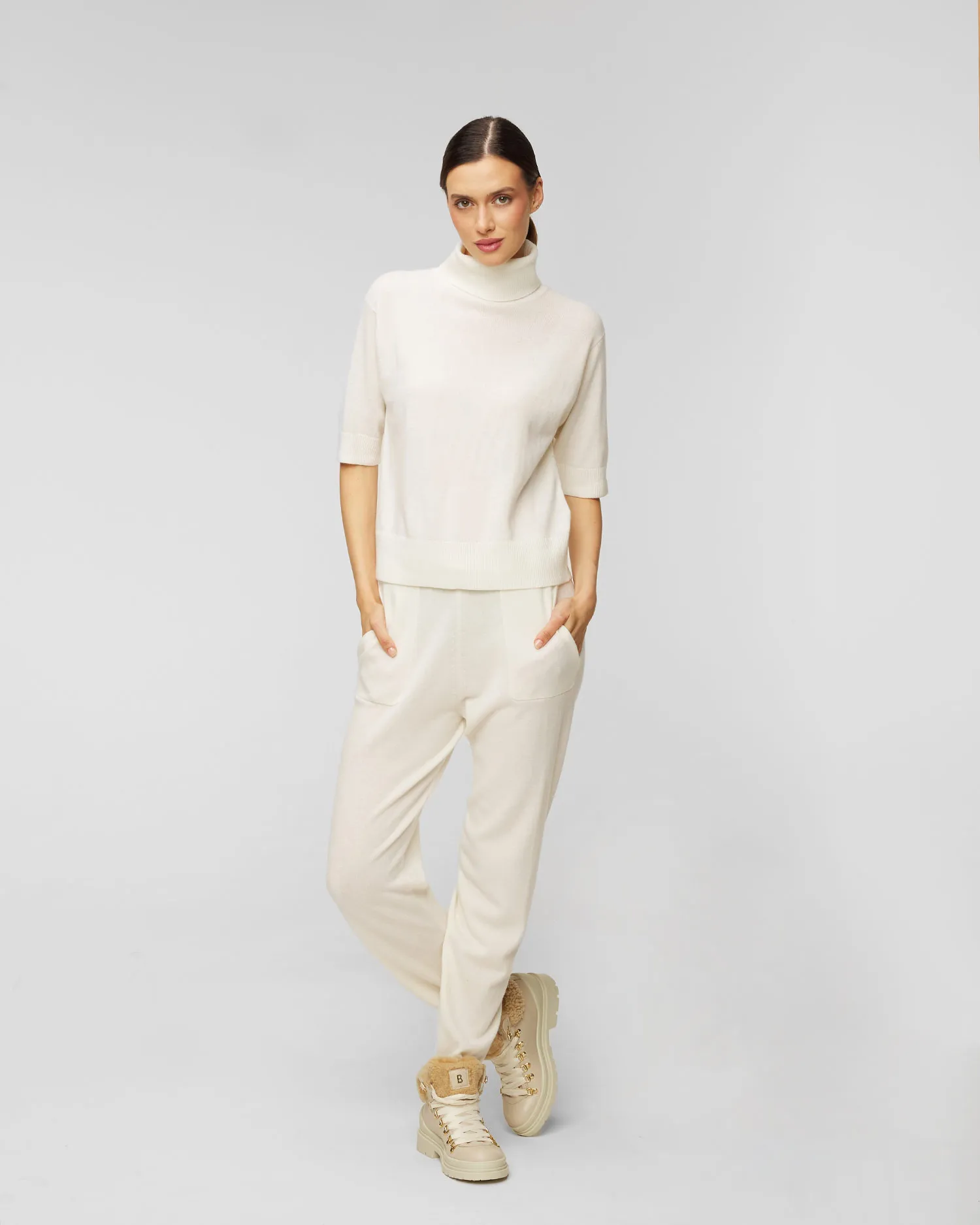 Maglione in cashmere da donna Allude Turtleneck-sweater 11204-40