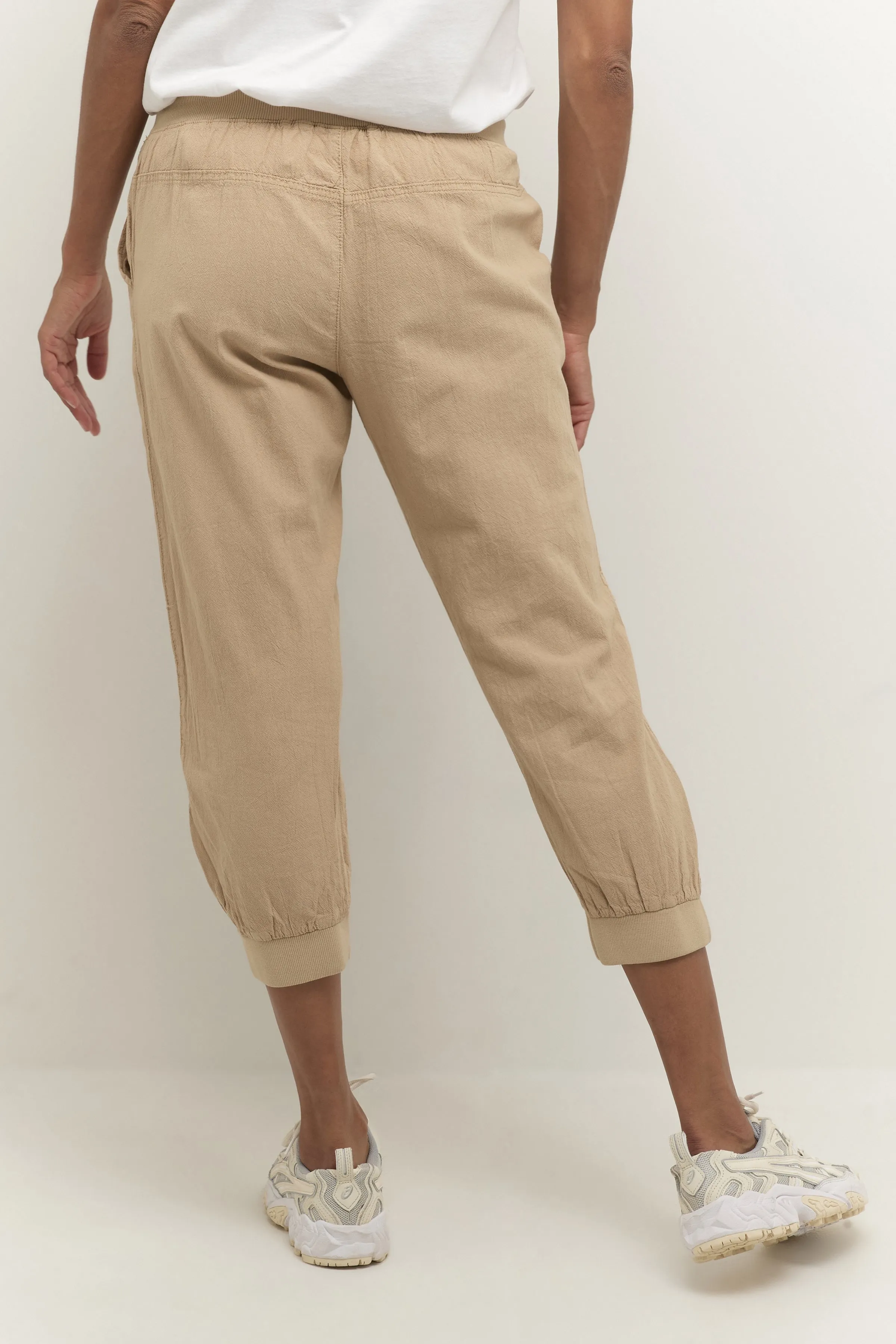 NAYA CAPRI - Shorts