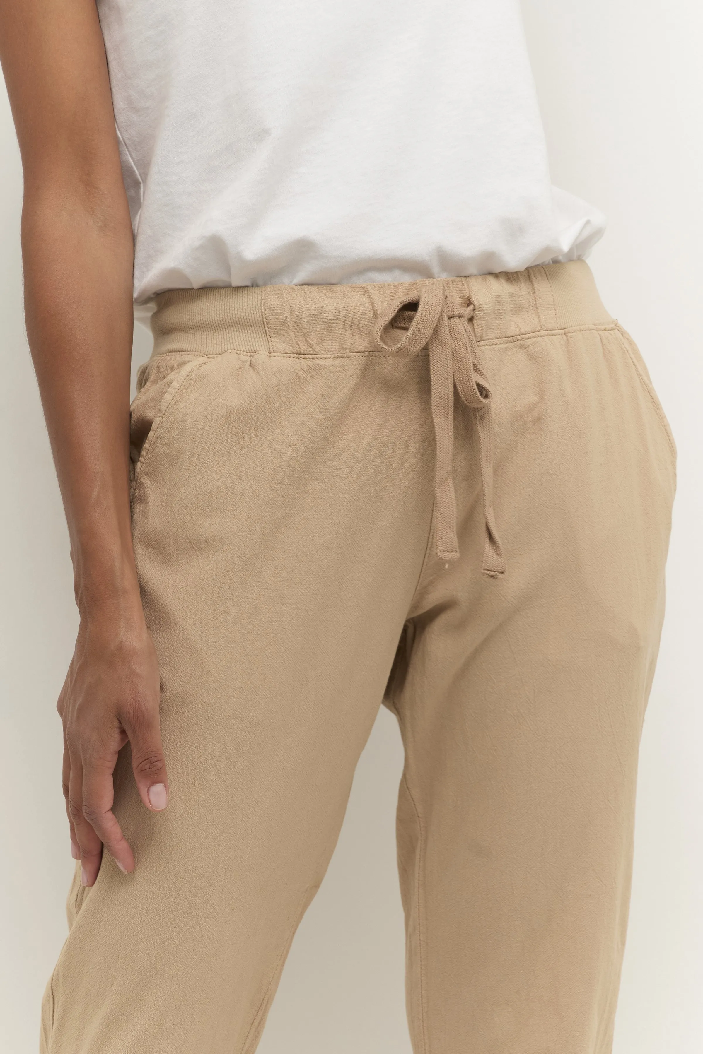 NAYA CAPRI - Shorts