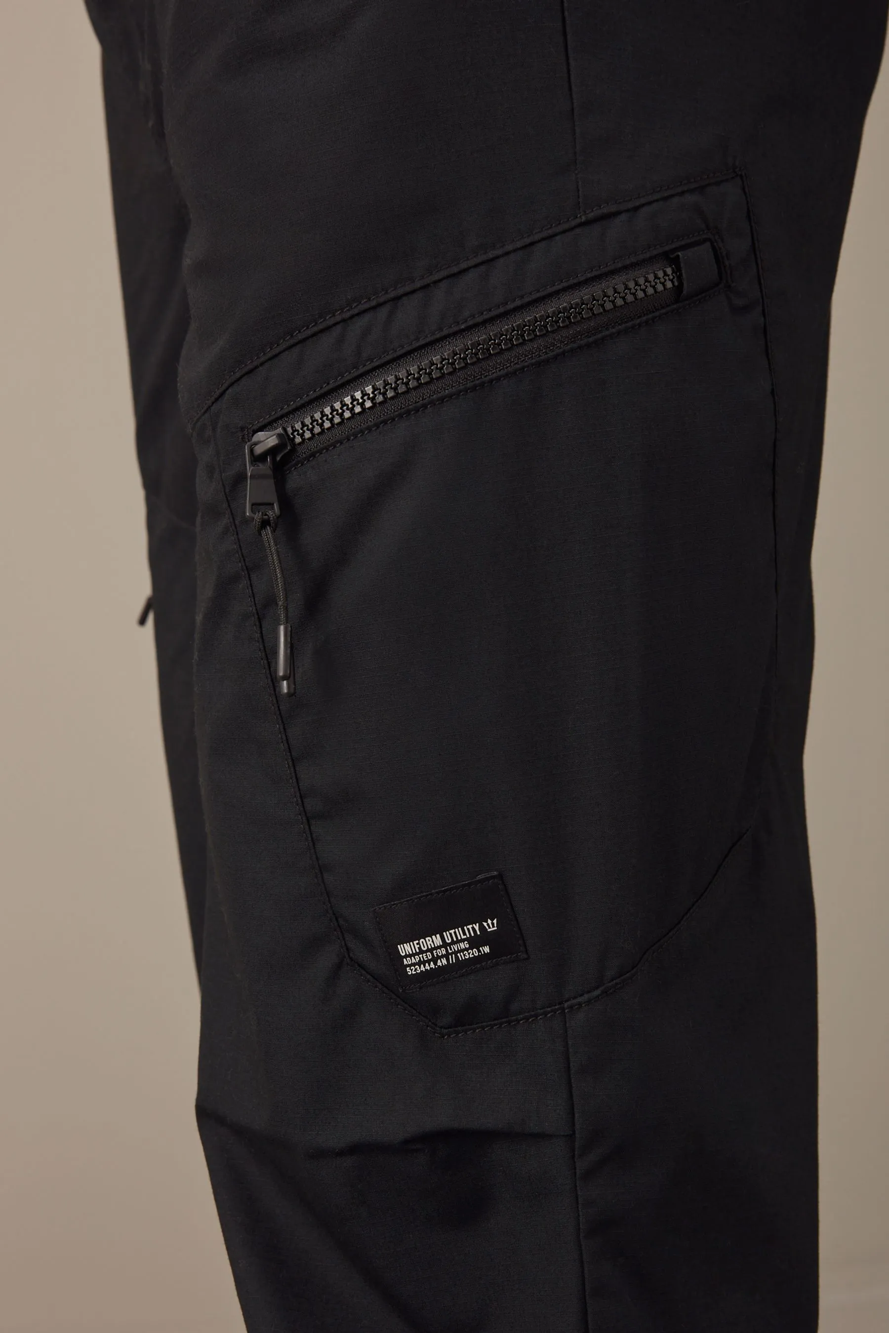 Nero  - Pantaloni cargo comoda con paracadutista