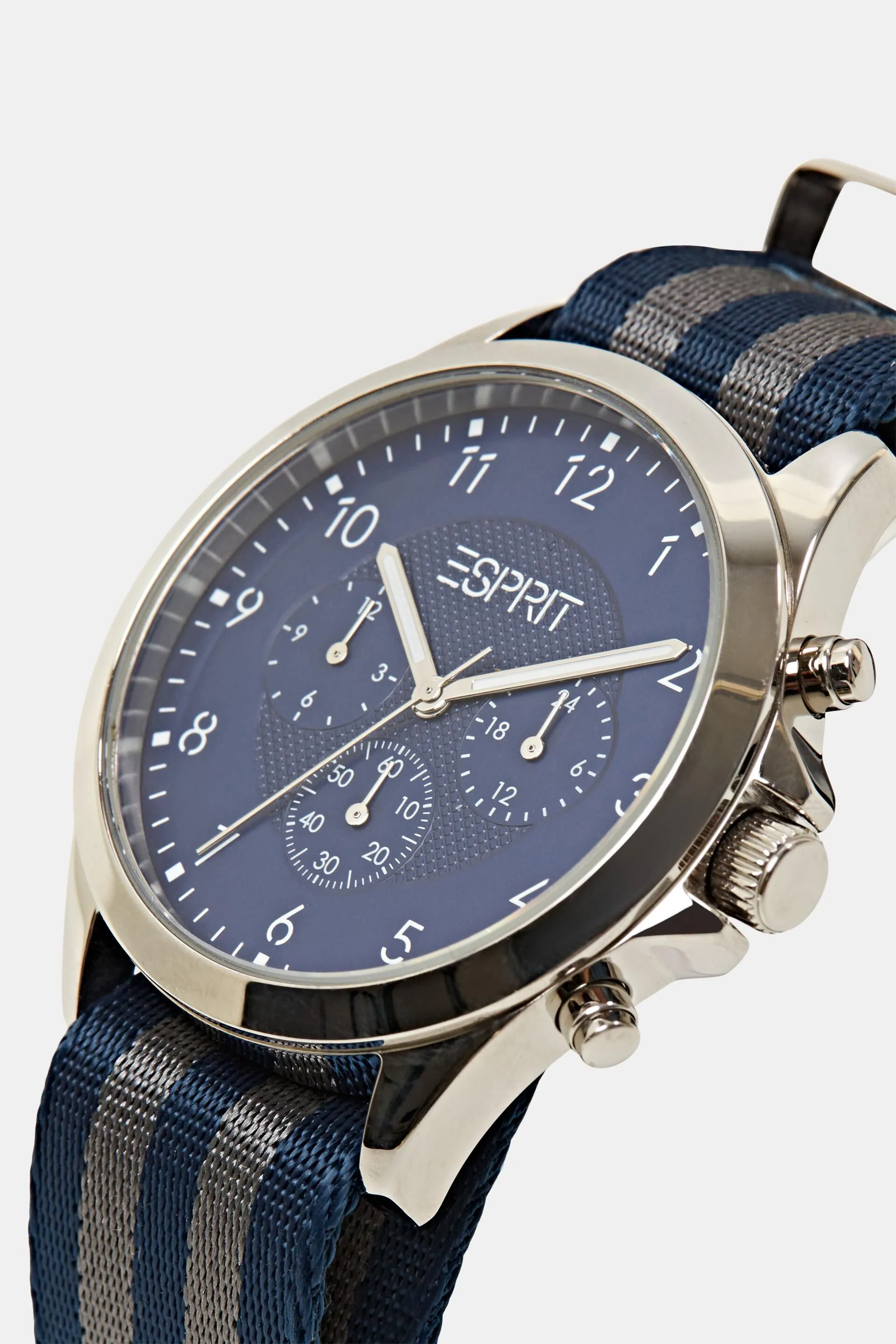 Orologio in acciaio con cinturino in tessuto