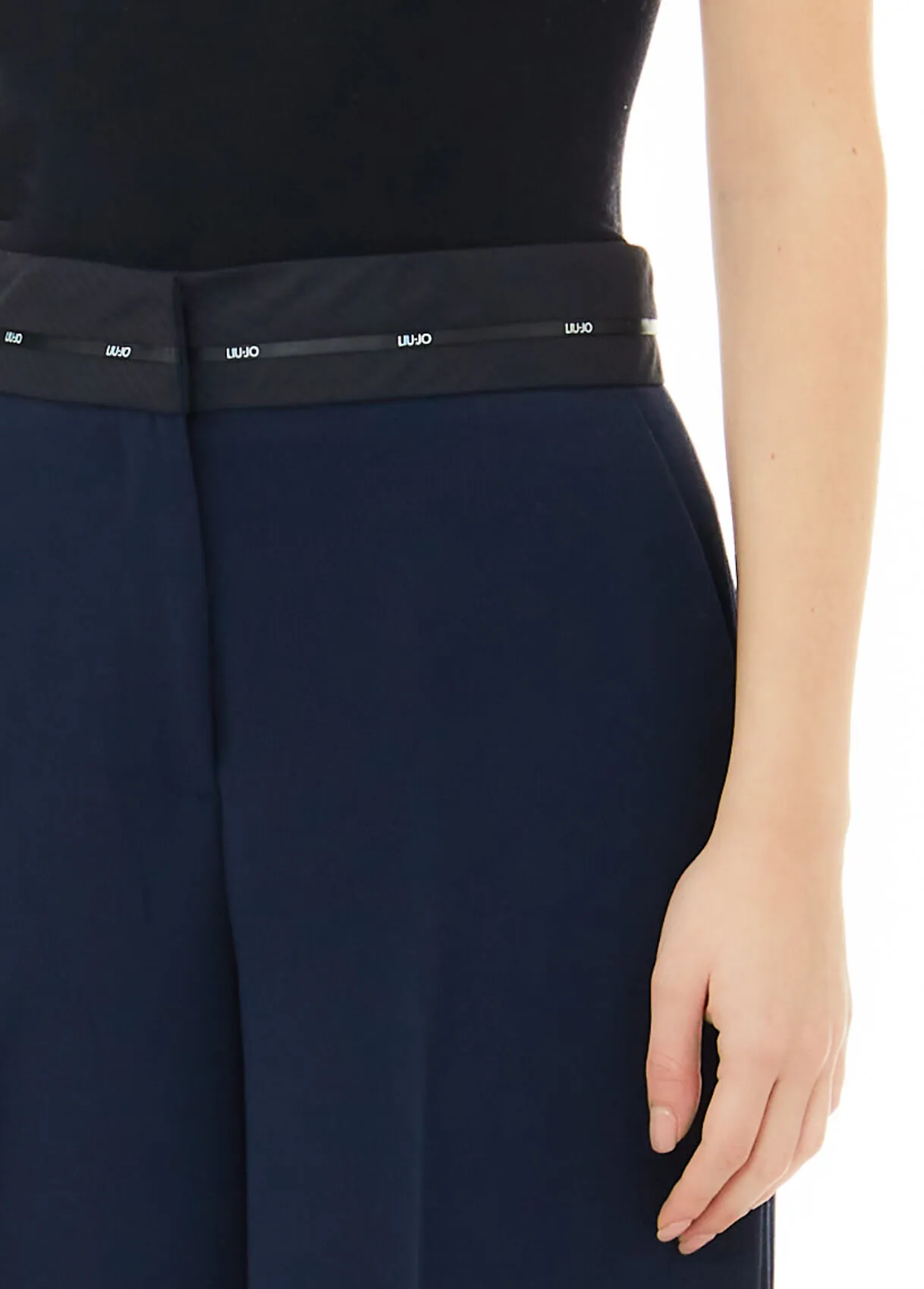Pantaloni a palazzo stretch