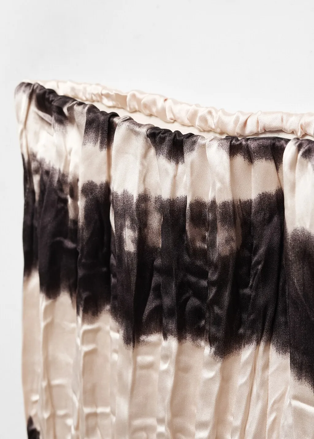 Pantaloni plissettati tie-dye