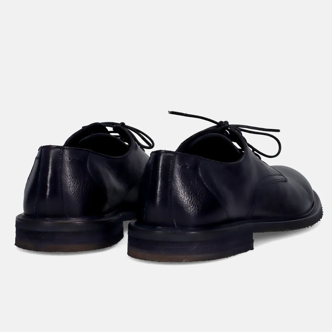 Scarpa derby da uomo Jerold Wilton blu notte in morbida pelle
