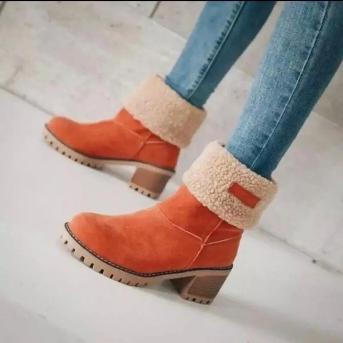 Scarpe da donna 2023 Vendita calda Stivali da donna con maniche in pelle scamosciata invernale Tenere al caldo Scarpe da donna S