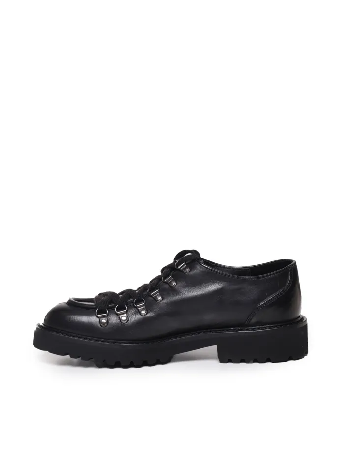 SCARPE STRINGATE IN PELLE DI VITELLO