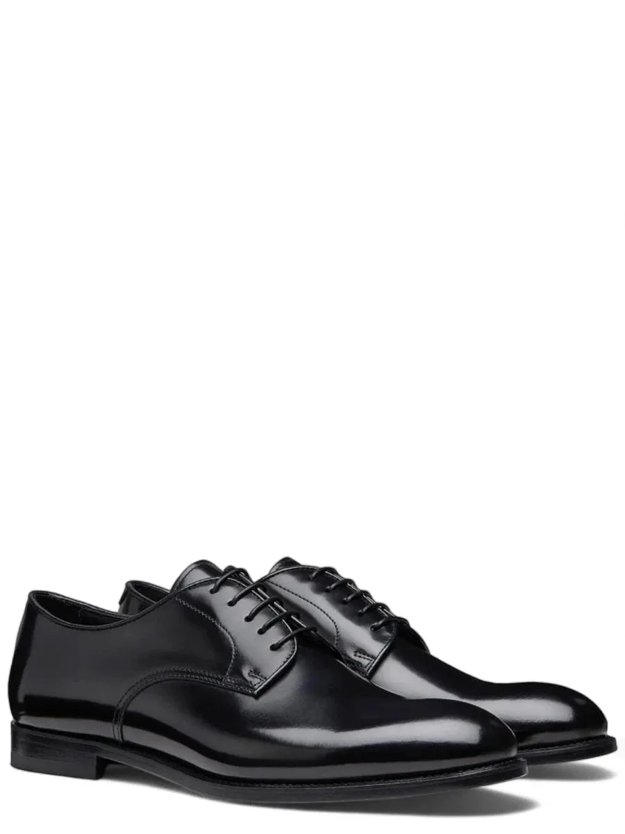 Scarpe Stringate in Vitello Spazzolato