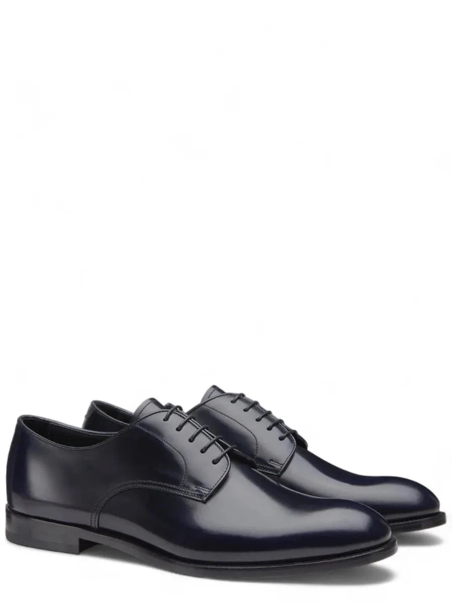 Scarpe Stringate in Vitello Spazzolato