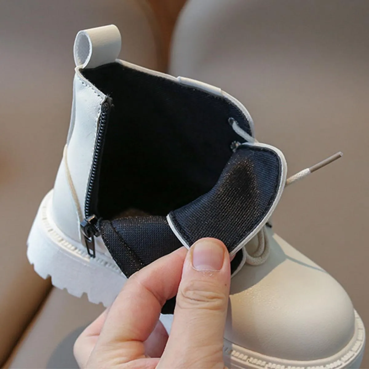 Stivali da ragazza con tacco basso antiscivolo Scarpe comode da ragazza primavera autunno per bambini Scarpe eleganti formali di
