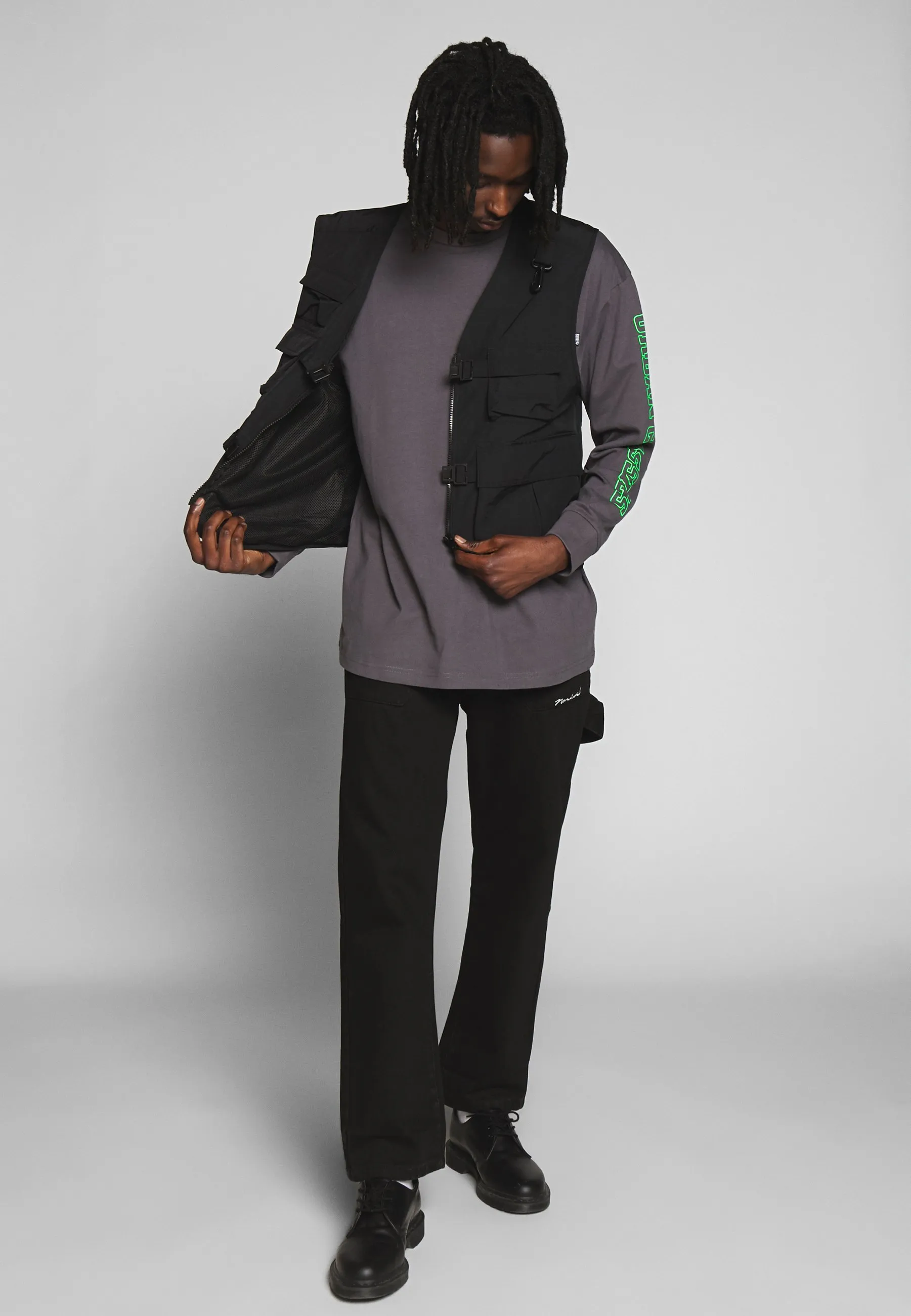 TACTICAL VEST - Smanicato