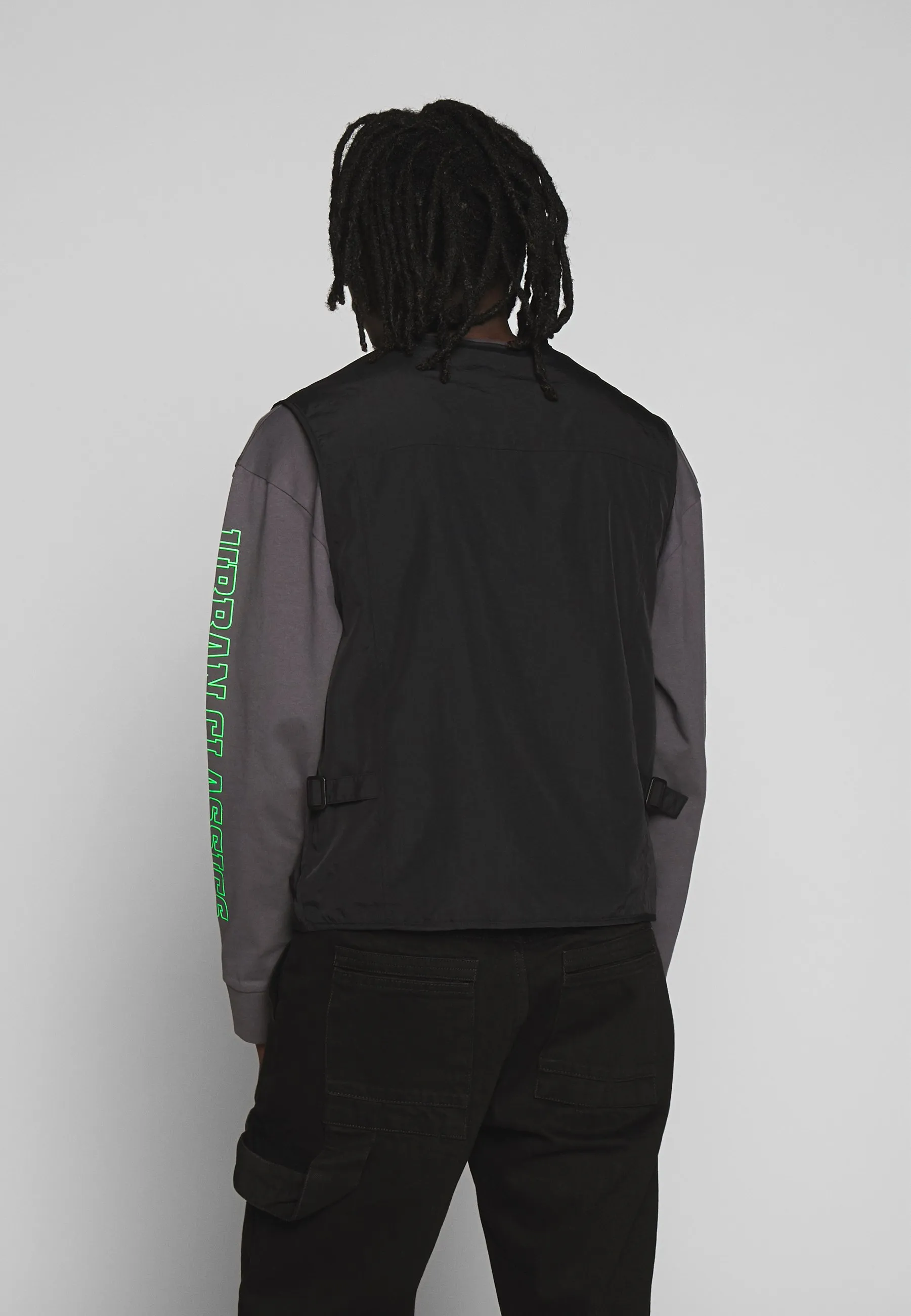 TACTICAL VEST - Smanicato