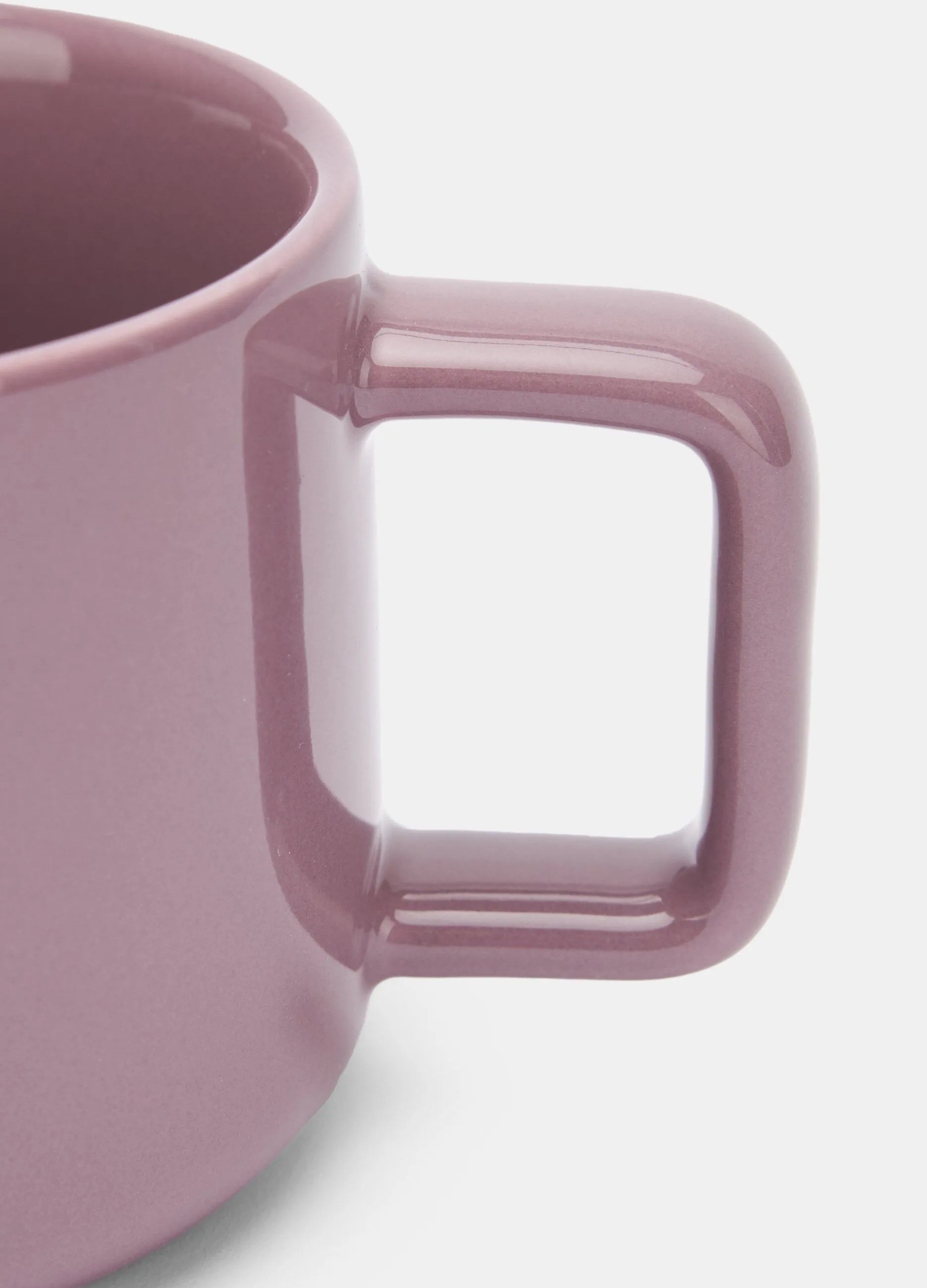 Tazza con manico in ceramica